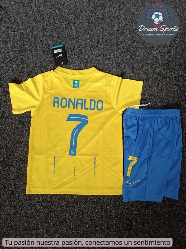 TRAJE NIÑO AL NASSR 22/24