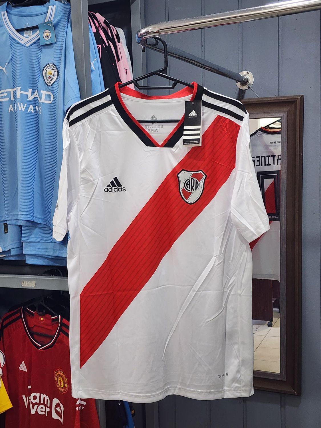 RIVER PLATE LOCAL 18/19