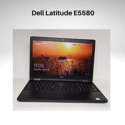 Dell Latitude e5580 Core i7-7820HQ - 2.8 GHz - Ram 8 ddr4 - SSD 256 - Nvidia GeForce 940MX 2GB GDDR5 - 15.6 FHD IPS