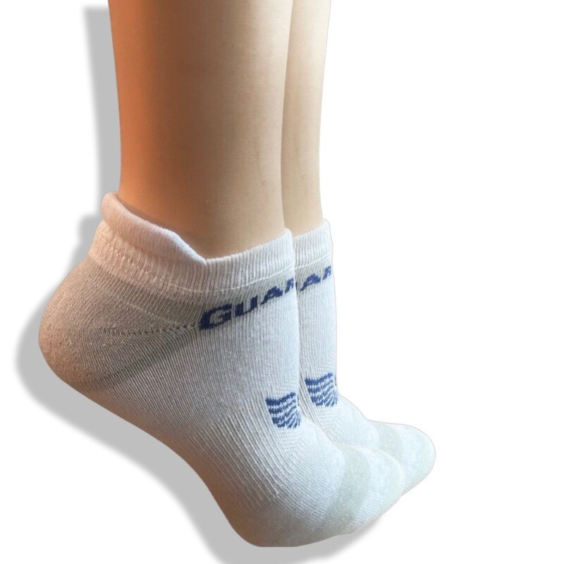 NO SHOW WHITE SILICONE SOCKS WITH 2 mm THICK SILICONE LAYER OVER TOES IN COTTON FABRIC LAYERS FOR CUSHION