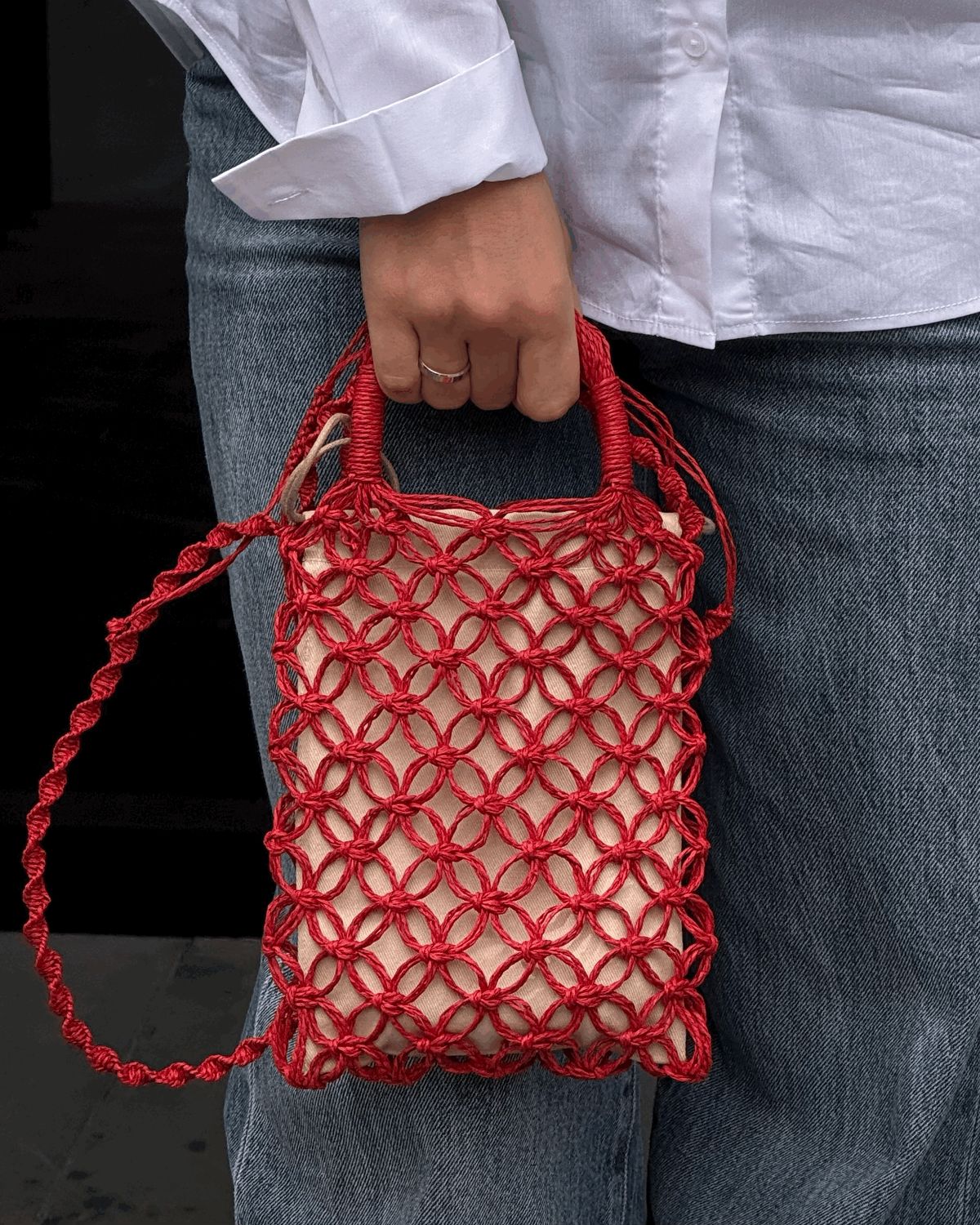 Red Macramé Makhmur with handle
