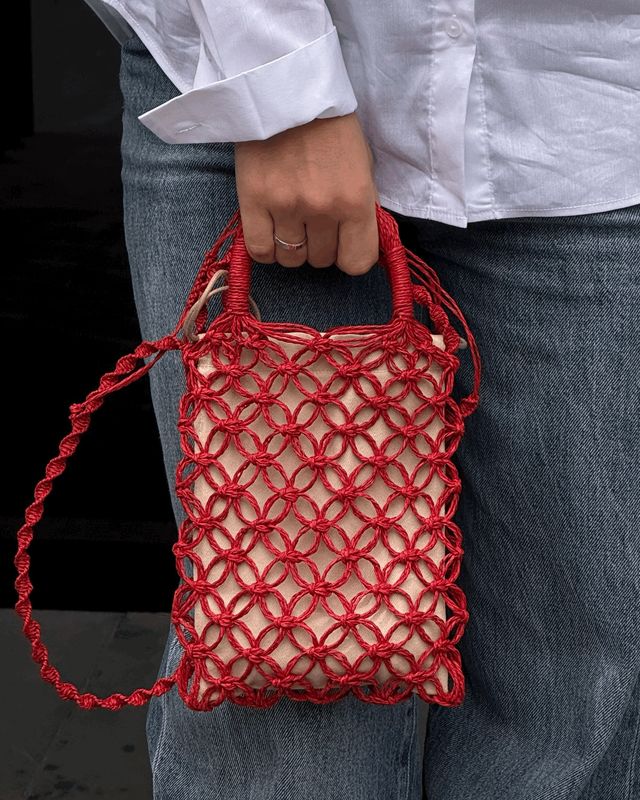 Red Macramé Makhmur with handle