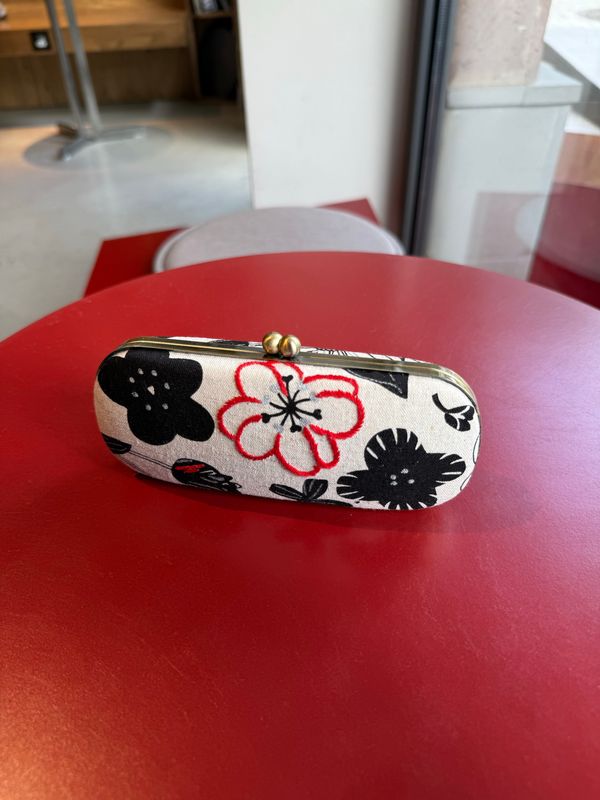 Red Embroidery Eyeglasses Case