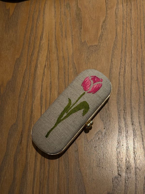 Tulip Embroidery Eyeglasses Case