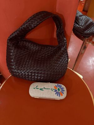 Flowers Embroidery Eyeglasses Case
