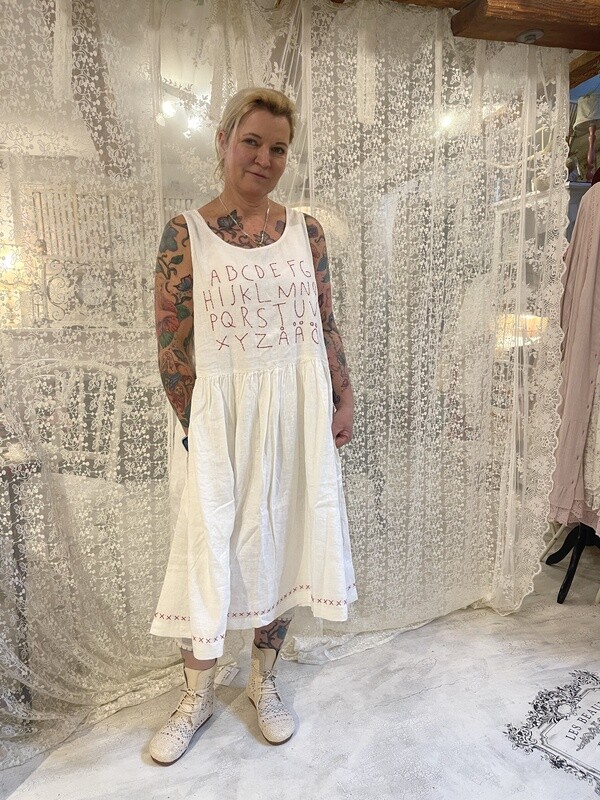Ewa i Walla Kleid SS23 Chessy 55789