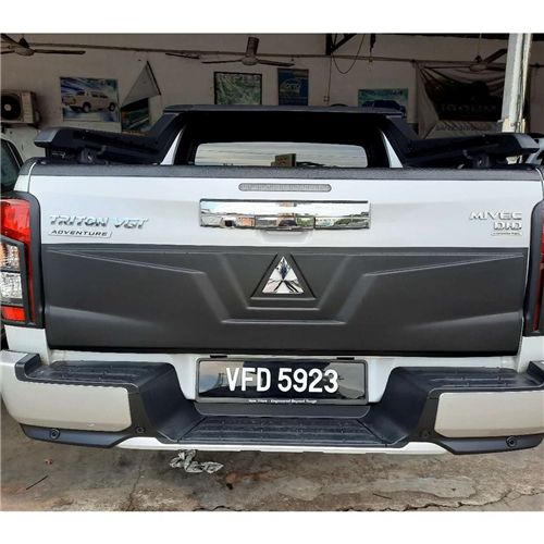 Tailgate Nudge Cover - Suitable for Mitsubishi Triton 2015-2018