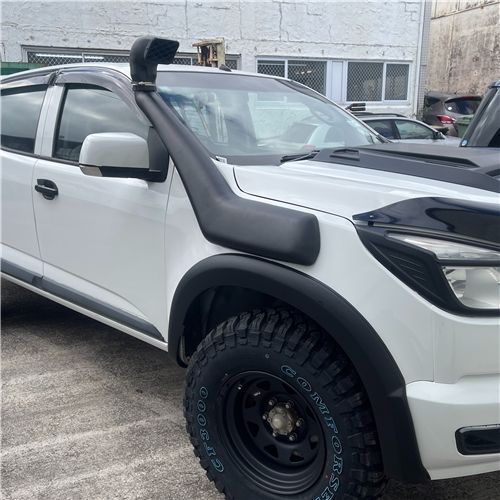 Fender Flare Smooth OEM – Suitable for Holden Colorado 2012–2015