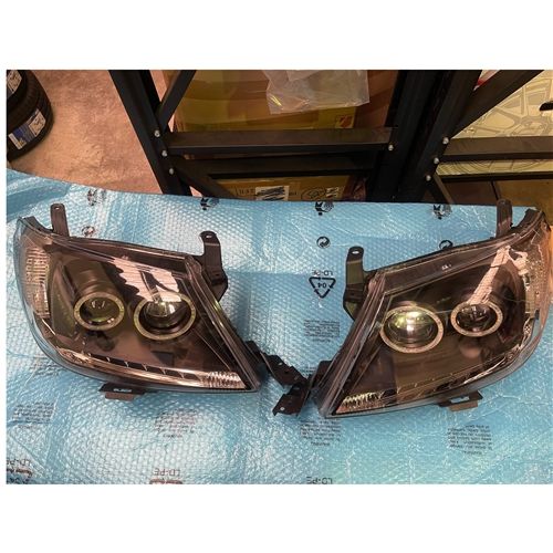 LED Headlight - Suitable for Toyota Hilux 2005-2010
