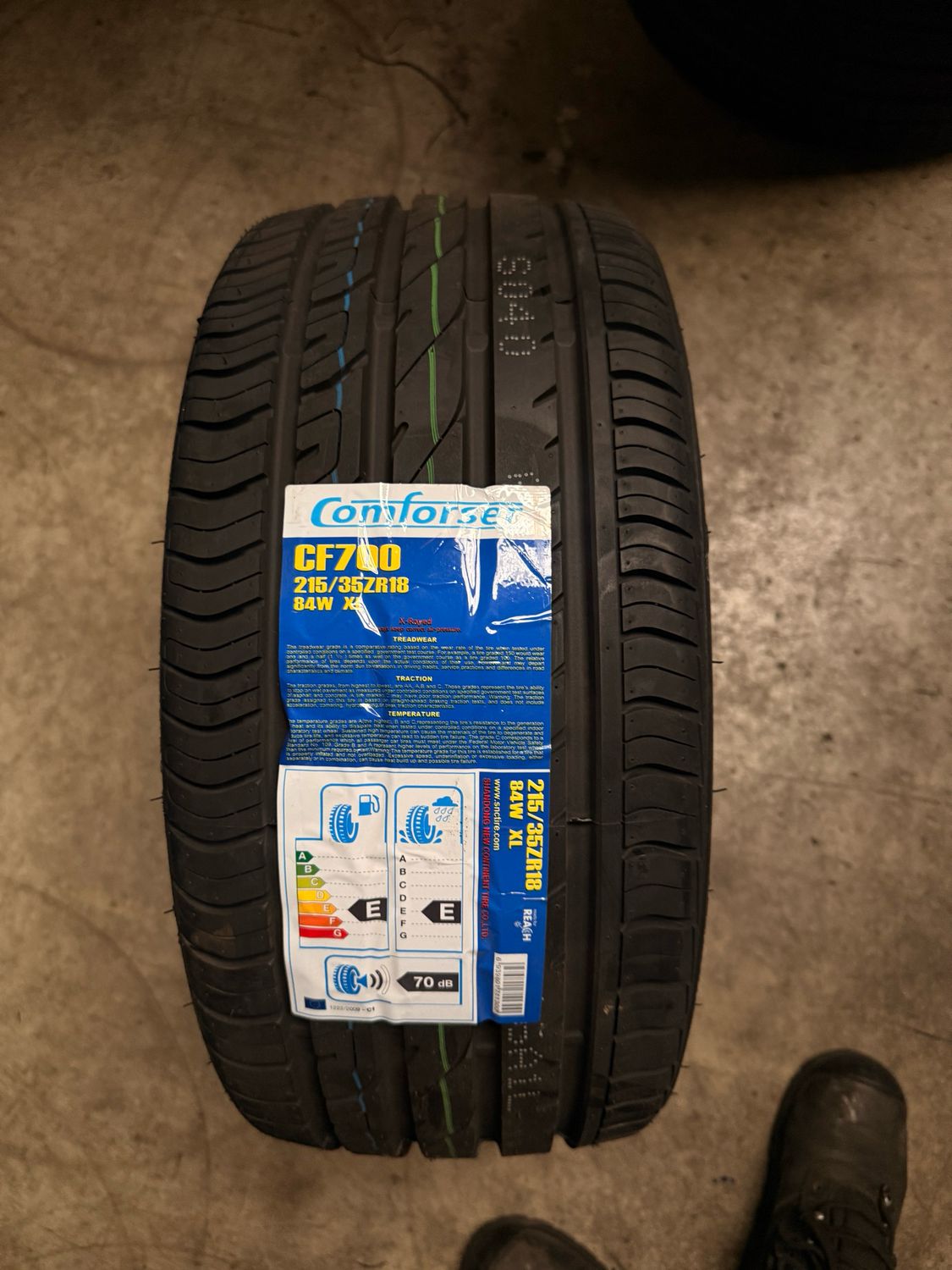 215/35R18 84Y Triangle Ultra High Performance Tyre | Passenger Car