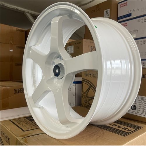 ZM516 18X8 ET38 CB66.6 5X112 WHITE