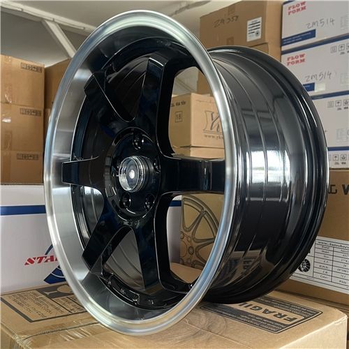 ZM522 18X8 ET40 CB73.1 5X114.3 BLACK MACHINE LIP
