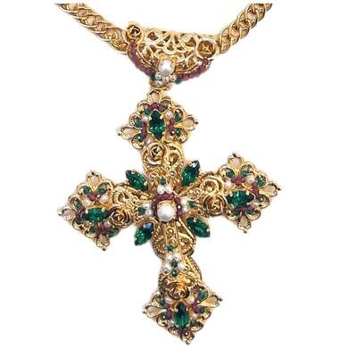 Men’s Jewelry set: Necklace.