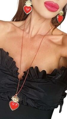 Jewelry set:   necklace and earrings.