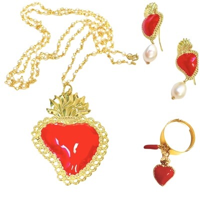 Jewelry set: necklace, earrings and ring . Jewelry set: necklace, earrings and ring .