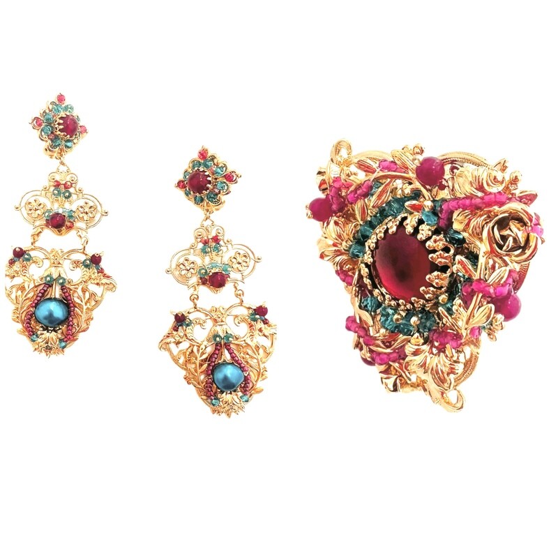 Jewelry set: earrings and ring