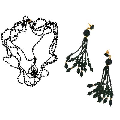 Jewelry set : necklace and earrings