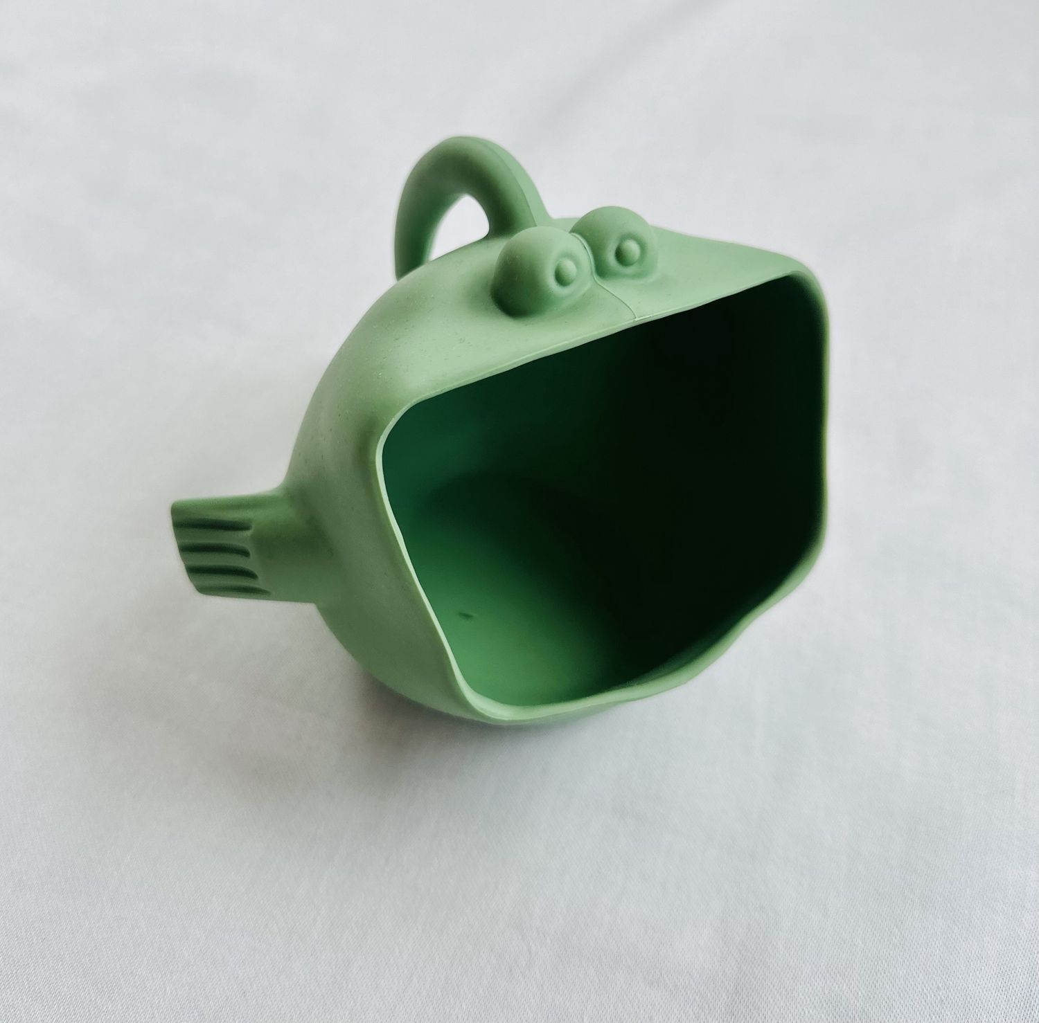 Adam Beach Scoop, Color: Green