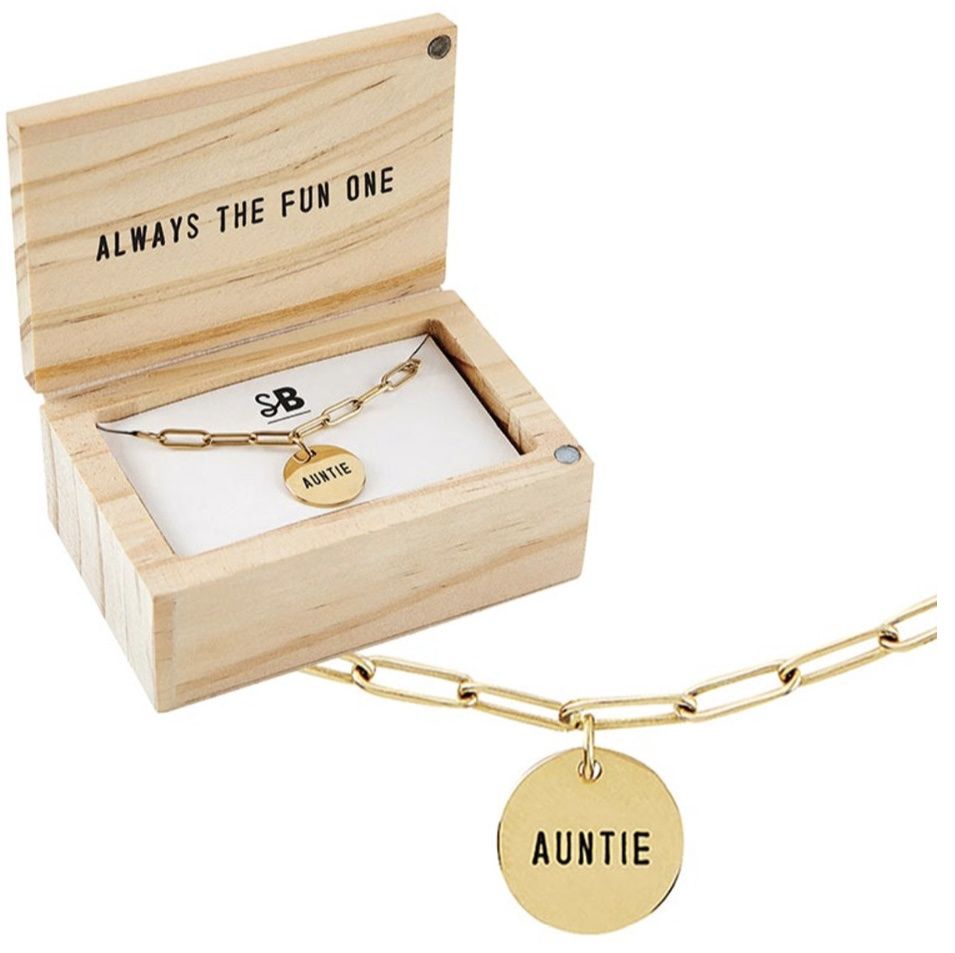 Auntie Necklace