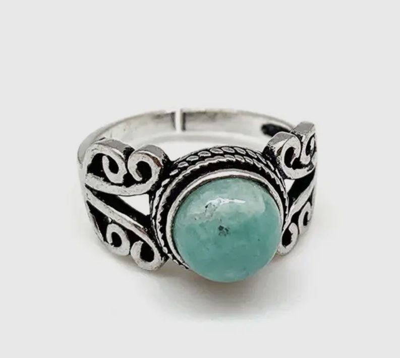 Tanvi Ring Silver Circle with Amazonite