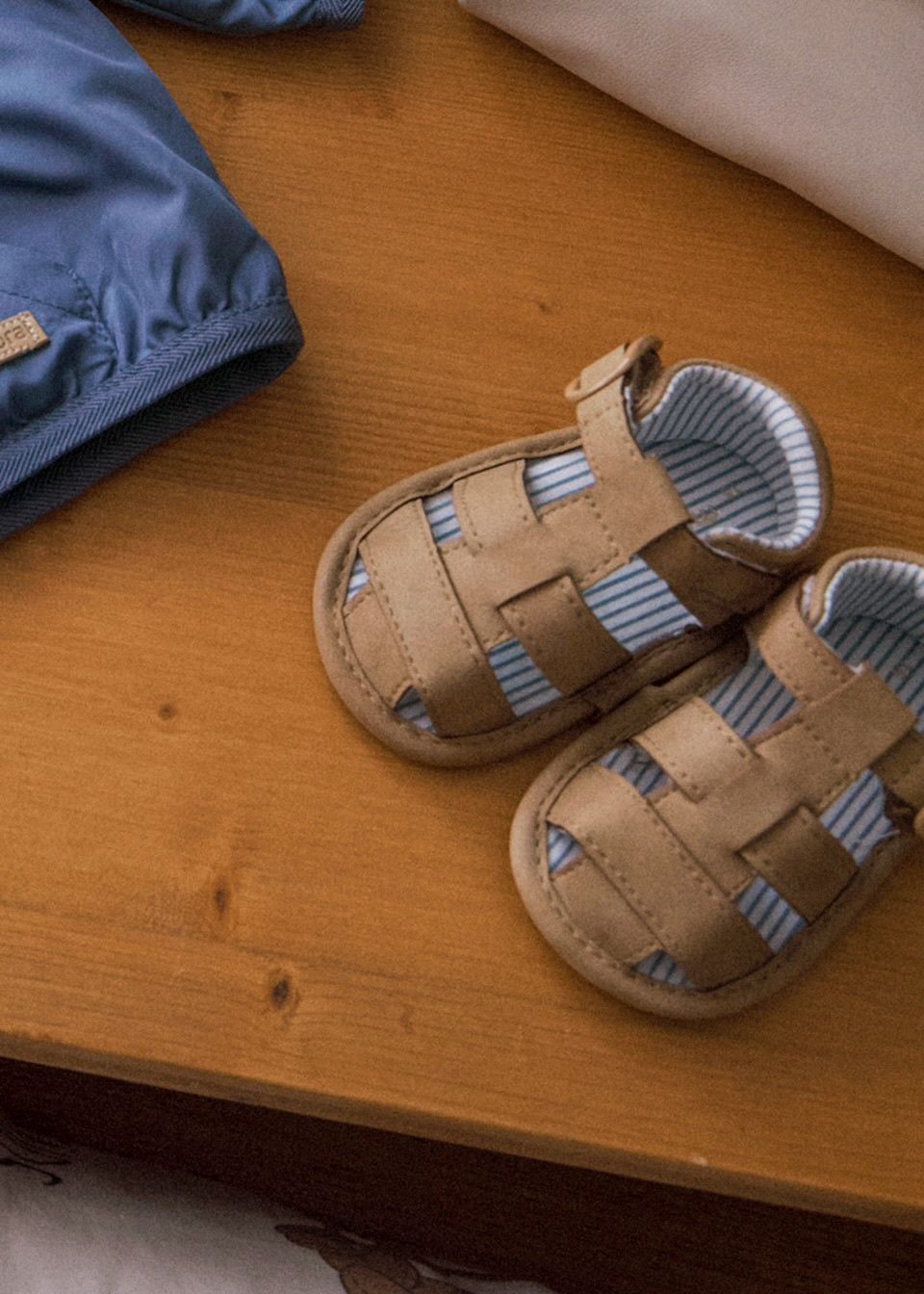Jordan First Walkers, Color: Camel, Size: 6M