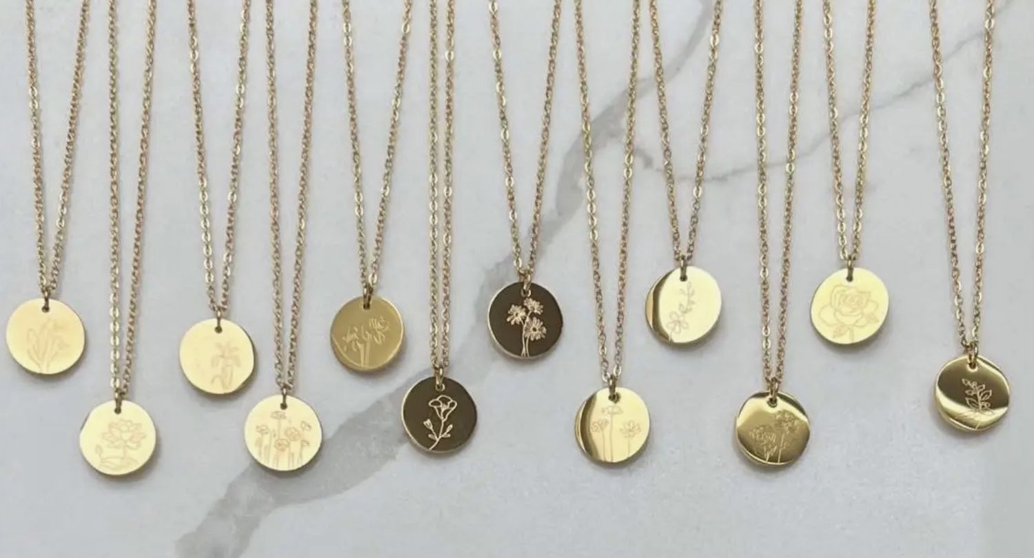 Birth flower Necklaces, Color: Gold
