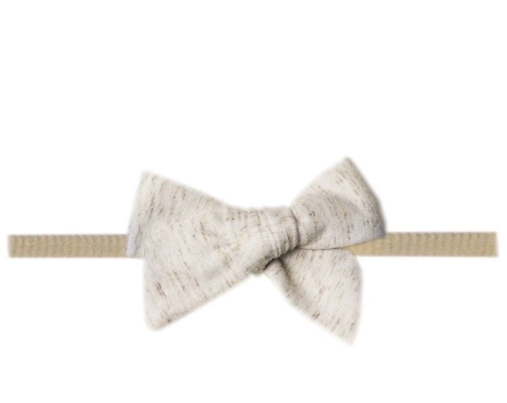 Classic Bow - Oat