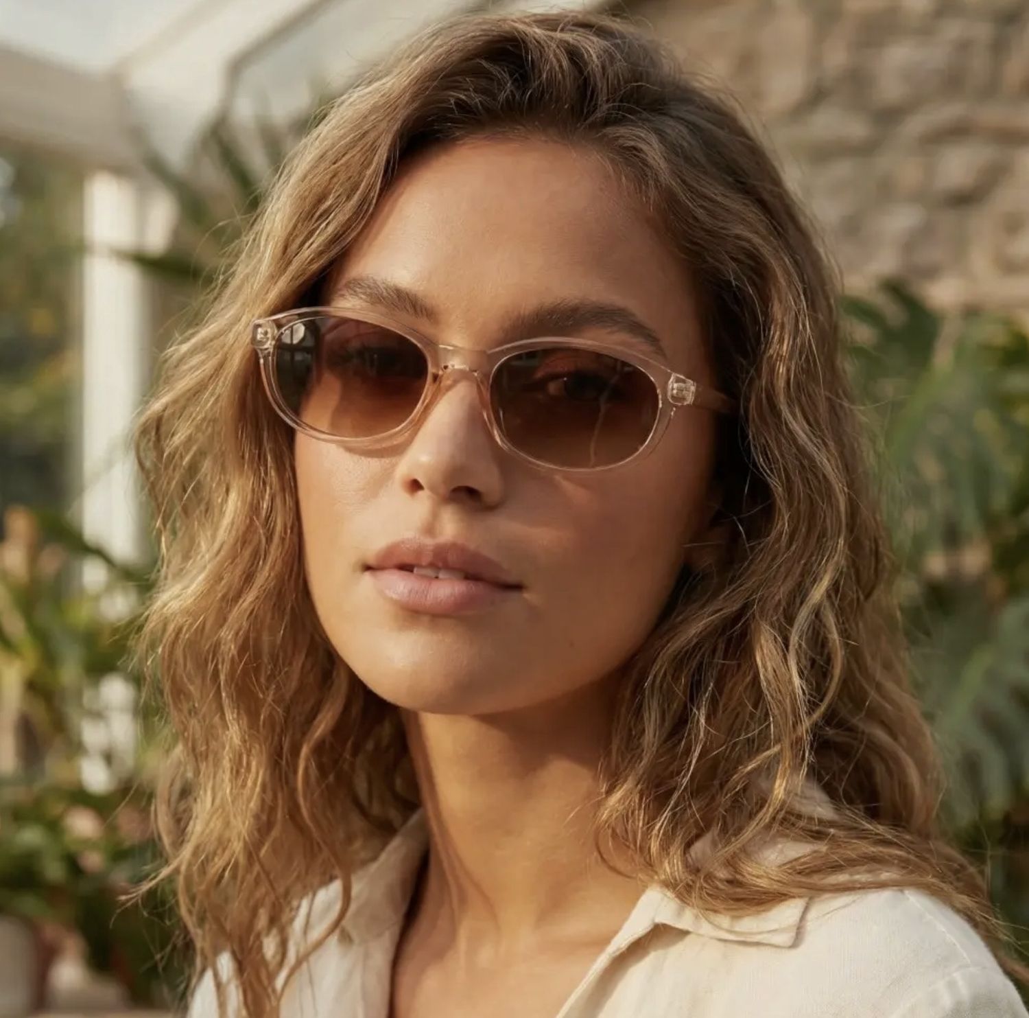 Oval Tortoise Frame Sunglasses