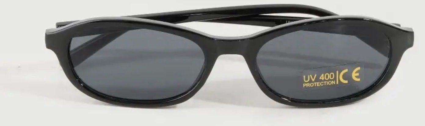 Oval Frame Sunglasses, Color: Black