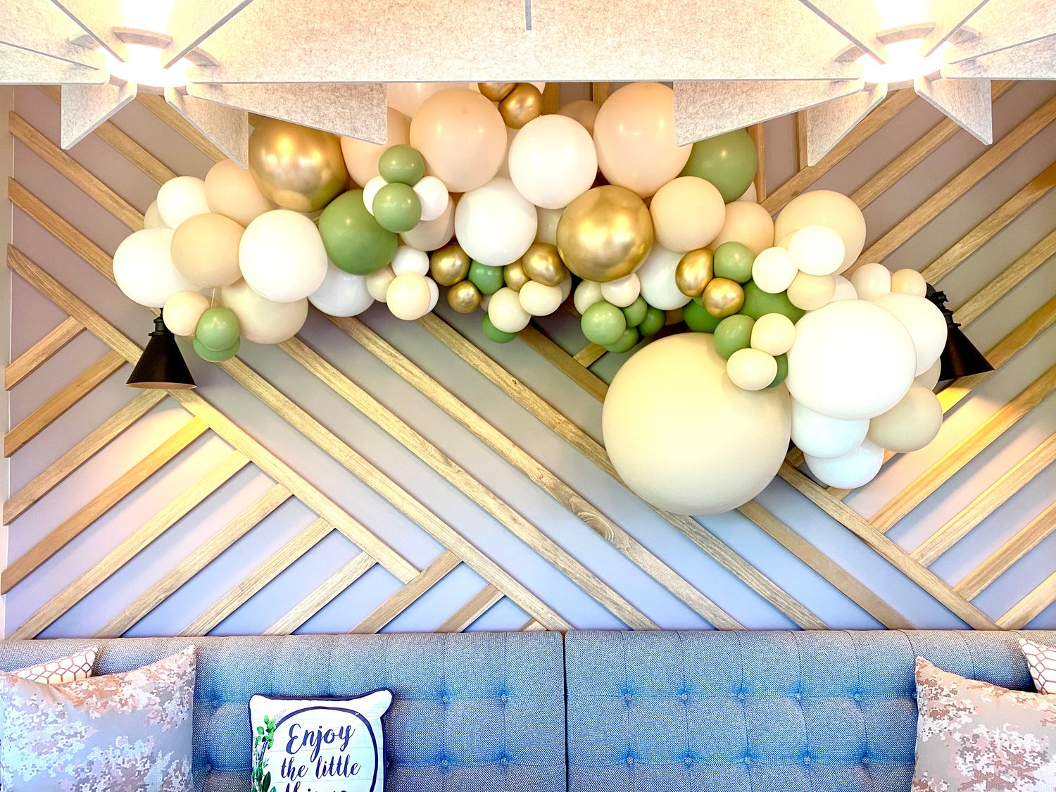 Organic Balloon Garland 5' Organic Balloon Garland 5'