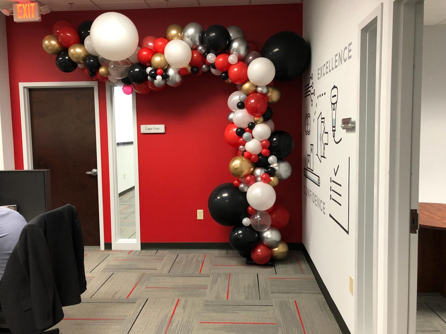 Organic Balloon Garland 14' Organic Balloon Garland 14'