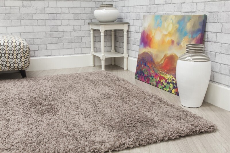 Taupe Shaggy Rug - Dreams