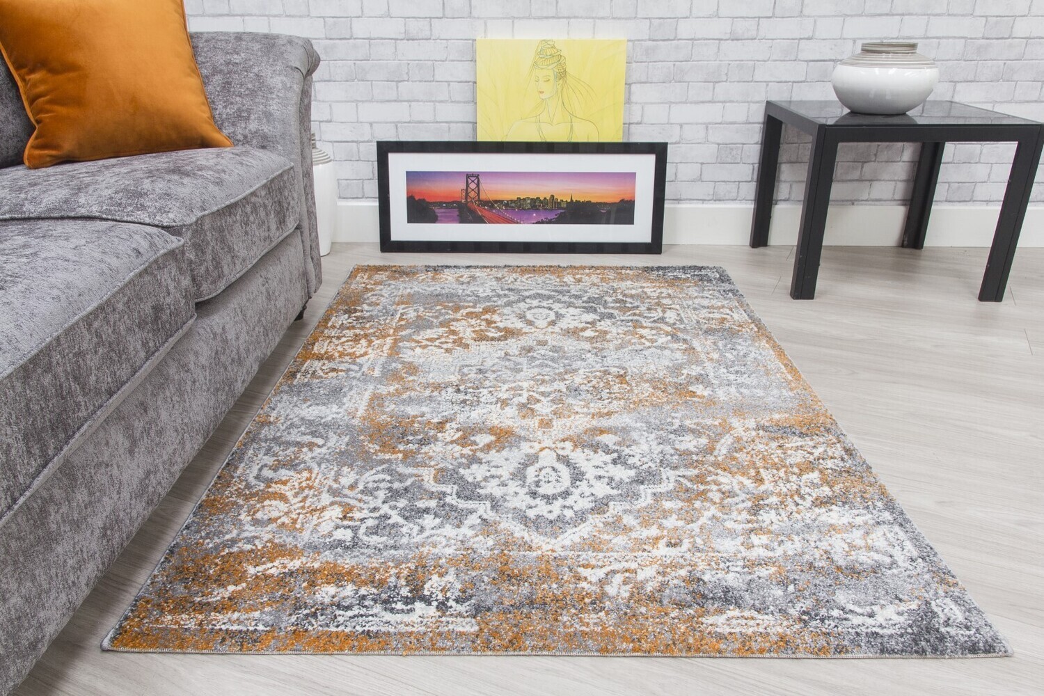 Medallion Distressed Grey Rug - Antika