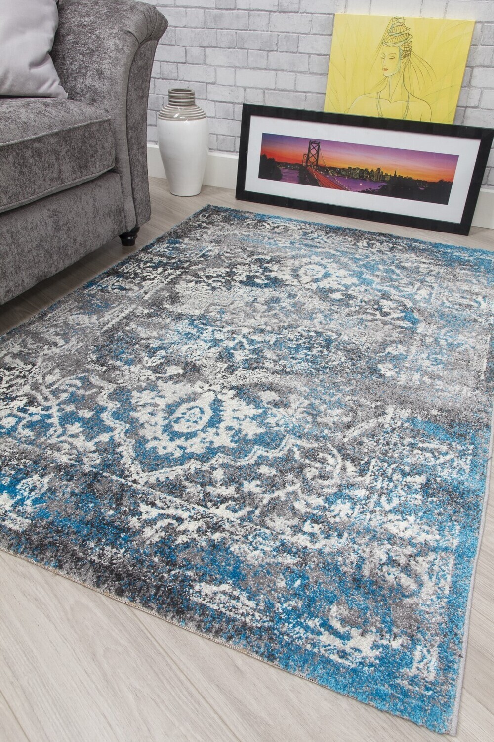 Medallion Distressed Teal Rug - Antika