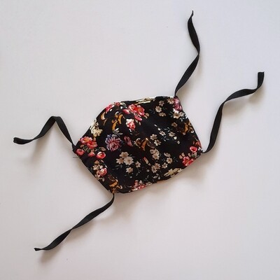 Kid's Face Mask in Dainty Floral Kid's Face Mask in Dainty Floral