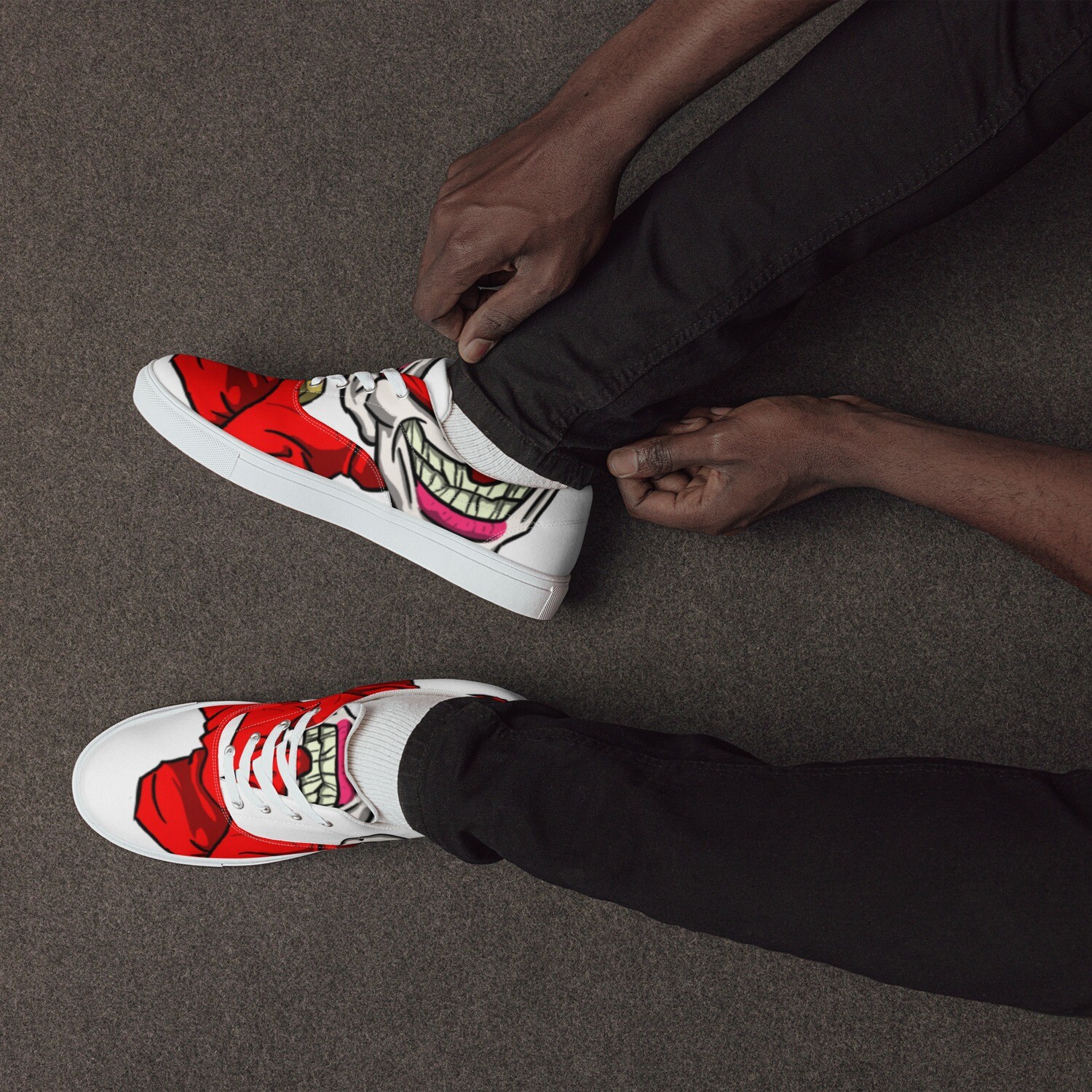 Men’s lace-up canvas shoes