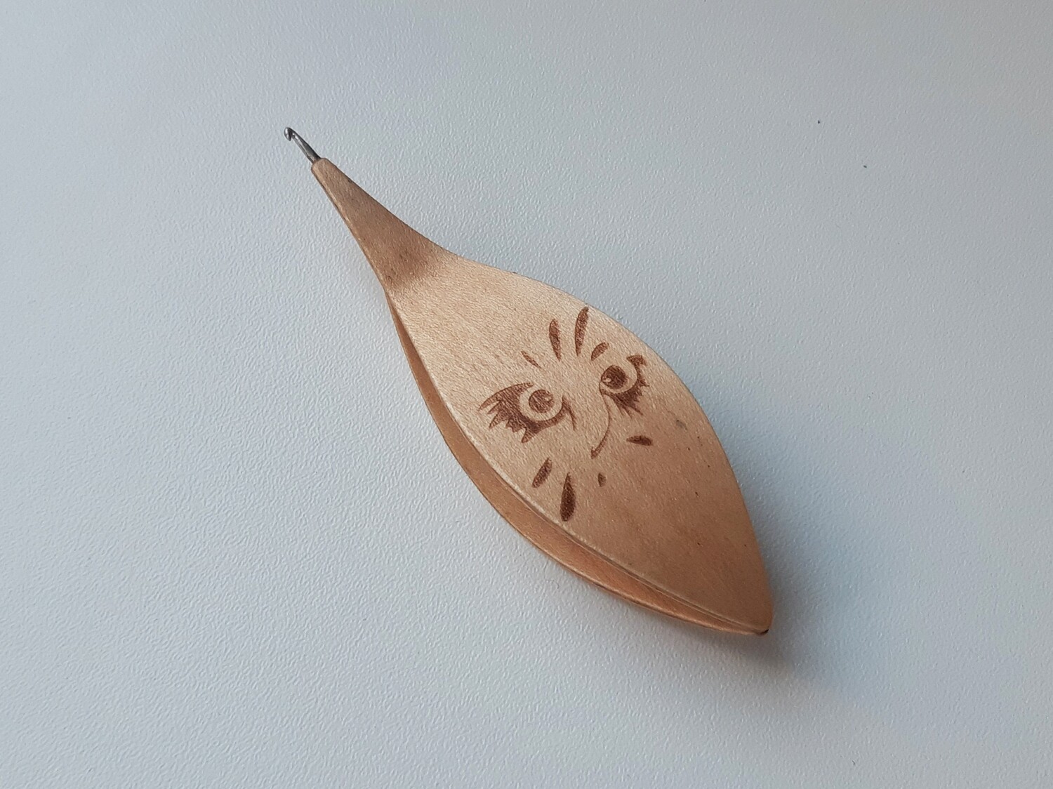 Tatting Shuttle With Hook Maple Owl's Eyes Engraving