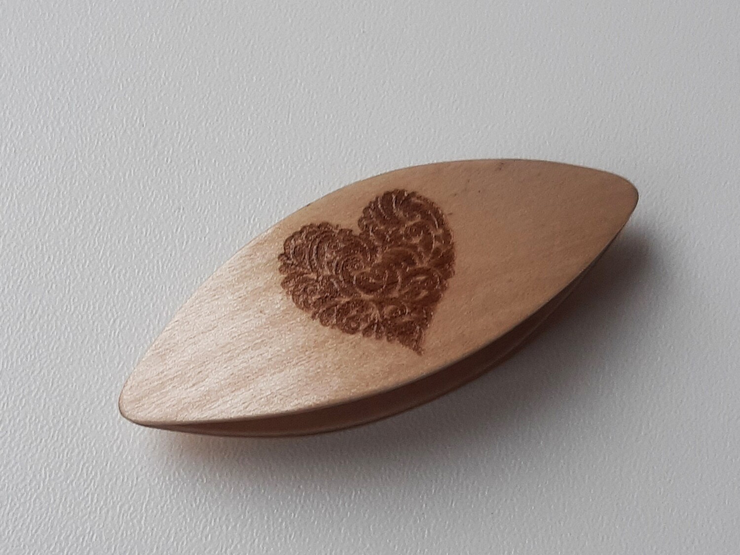 Small Tatting Shuttle Maple With Engraving