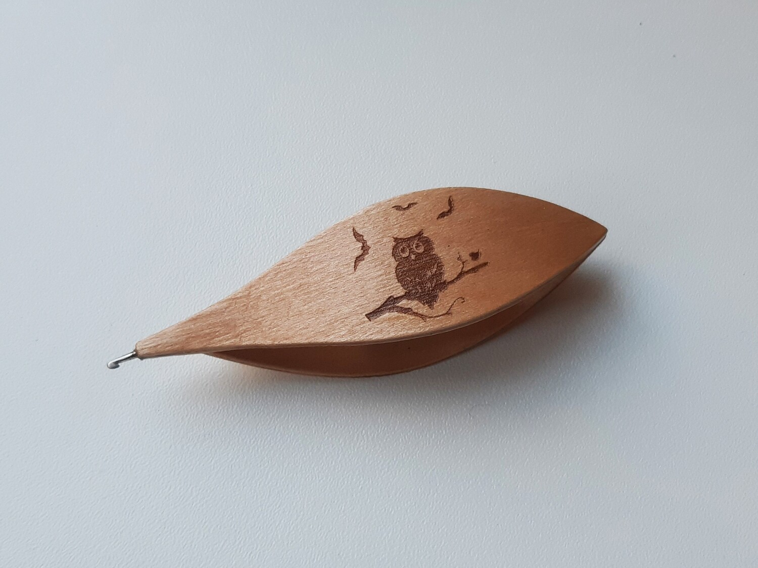 Tatting Shuttle With Hook Maple Owl Engraving