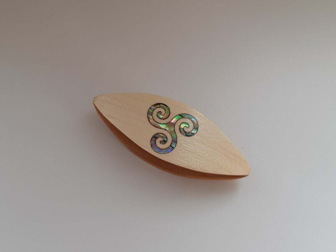 Tatting Shuttle Maple Mother-of-Pearl Curve Inlay