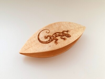Tatting Shuttle Maple With Engraving #34