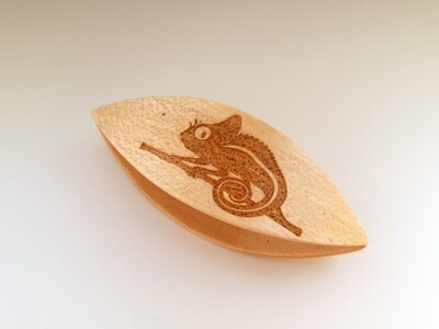 Tatting Shuttle Maple With Engraving #31