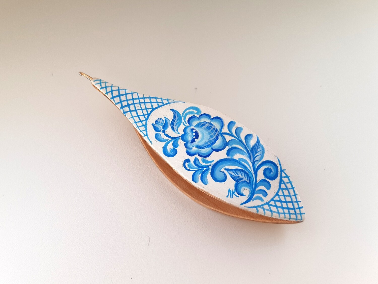 Tatting Shuttle With Hook Maple Painted​ #2