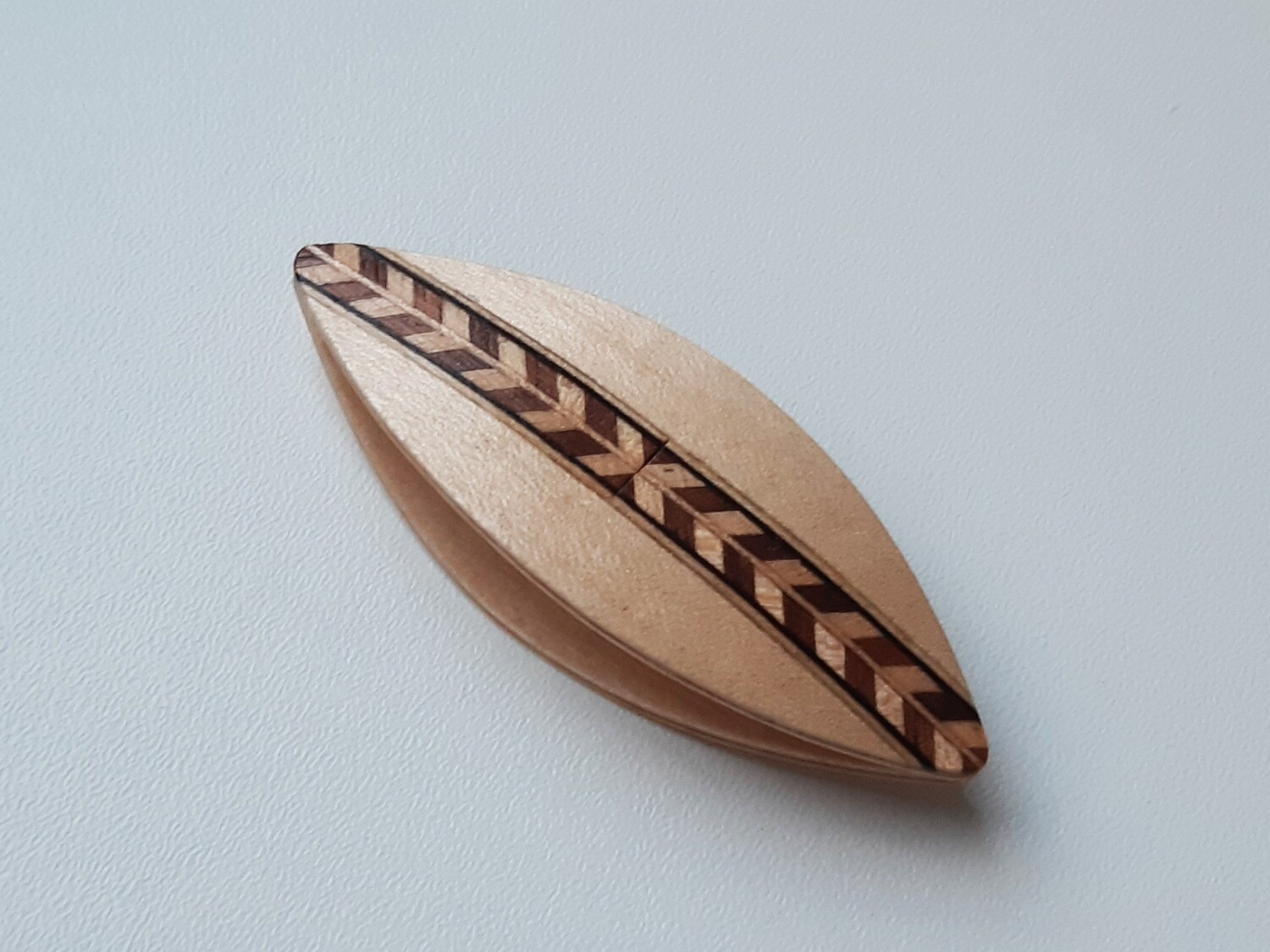 Small Tatting Shuttle Maple With Marquetry