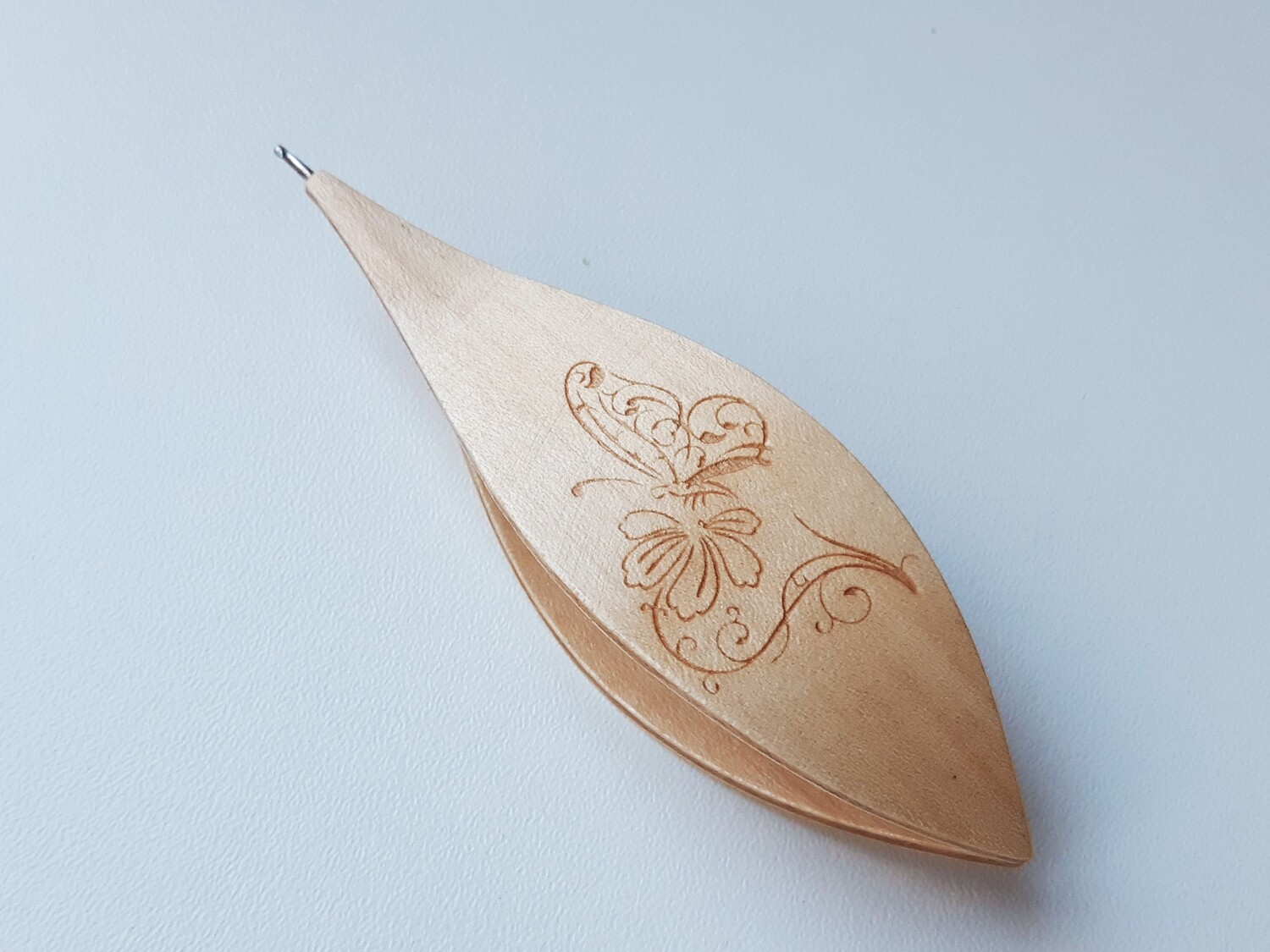 Tatting Shuttle With Hook Maple Butterfly And Flower Engraving