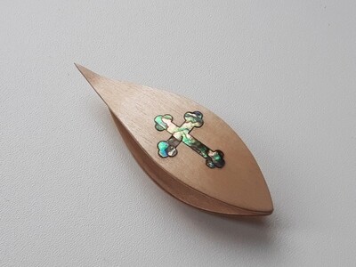 Tatting Shuttle With Pick​ Maple Mother-of-Pearl Cross Inlay​