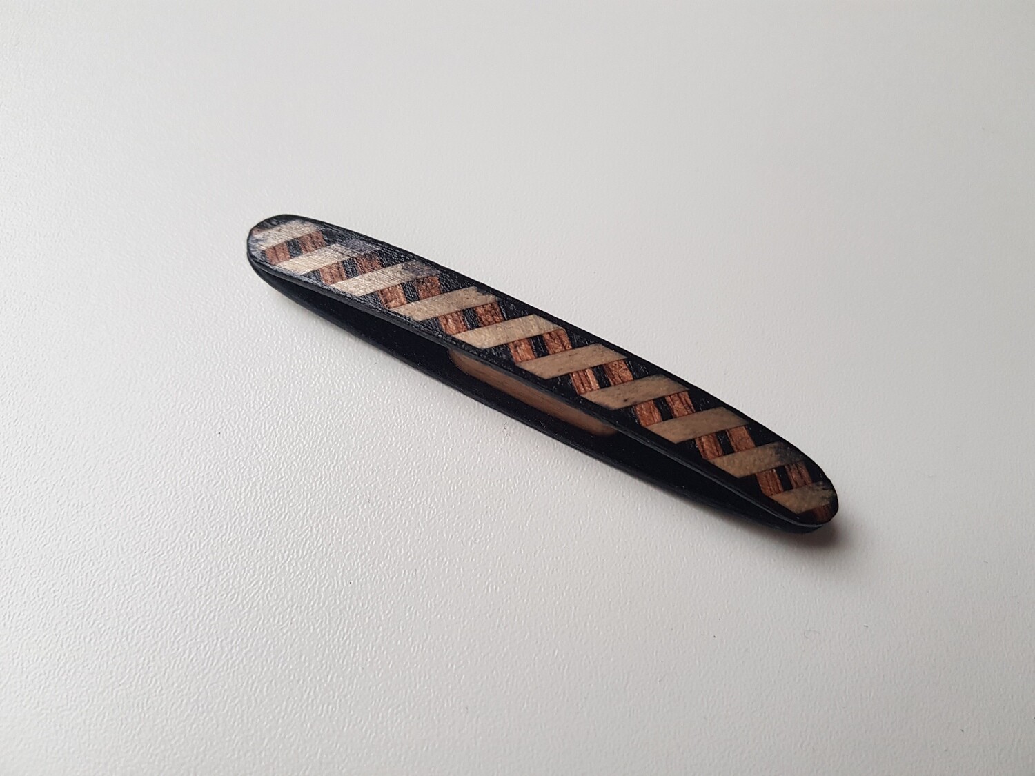 Beanile Tatting Shuttle Black Wood With Marquetry