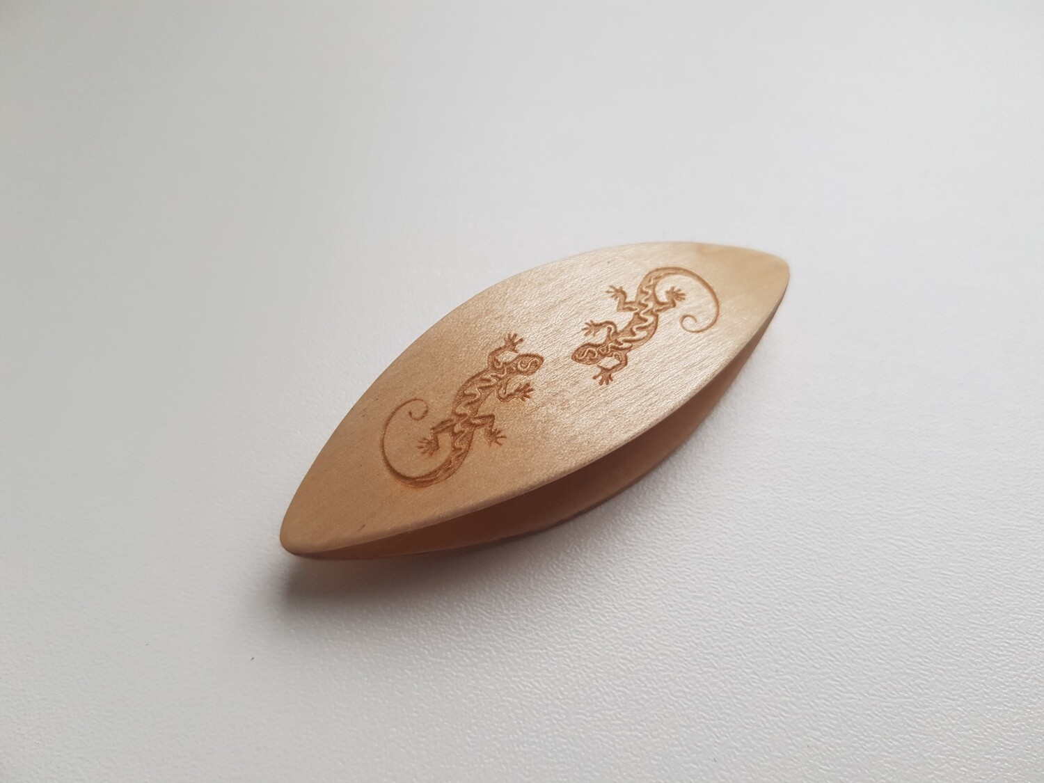 Tatting Shuttle Maple With Engraving #36