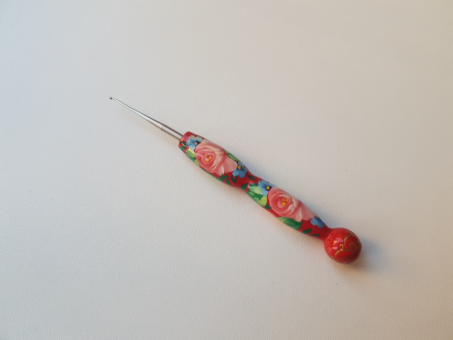 Tatting Short Hook 0.6 mm Painted Red