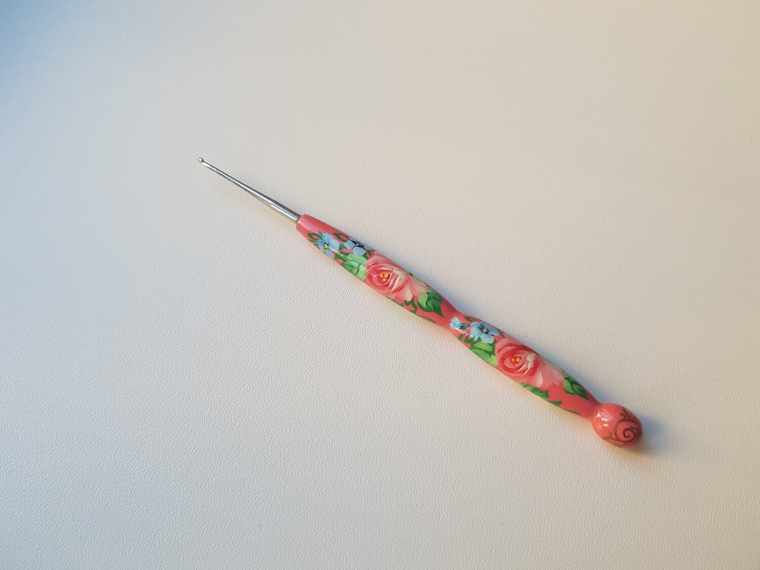 Crochet Hook 0.6 mm Painted Pink